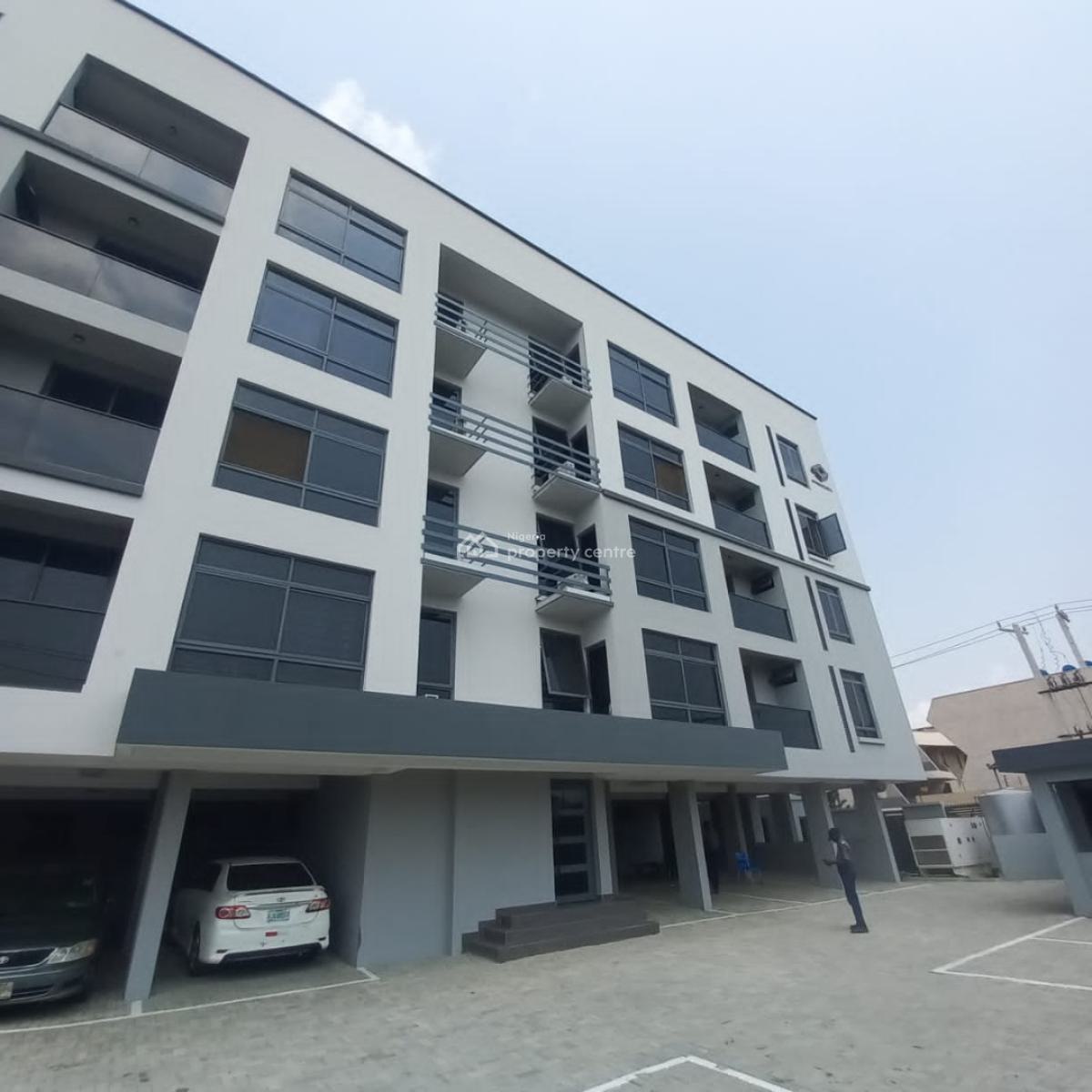 Service 3 Bedroom Apartment, Lekki Phase 1, Lekki, Lagos, Flat / Apartment for Sale