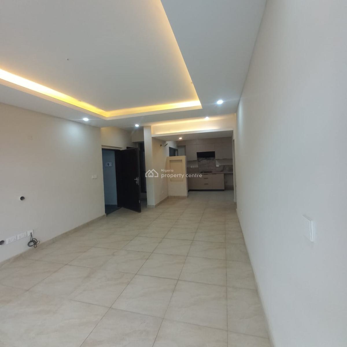 Service 3 Bedroom Apartment, Lekki Phase 1, Lekki, Lagos, Flat / Apartment for Sale