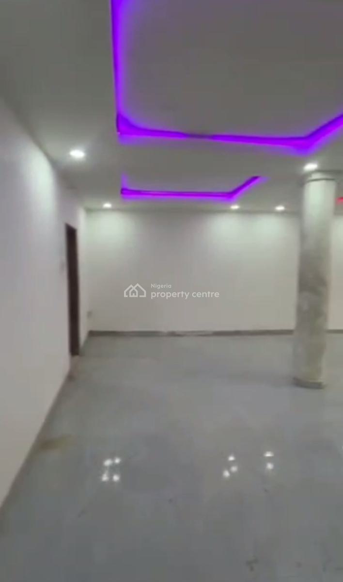 Spacious Standard Decent 3 Bedroom Ground Flat, Off Shipeolu Road, Shomolu, Lagos, Flat / Apartment for Rent