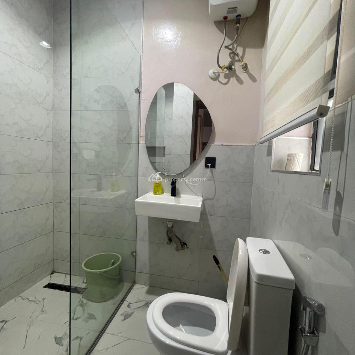 Fully Furnished 1 Bedroom Maisonette Penthouse, Lekki Phase 1, Lekki, Lagos, Flat / Apartment for Sale