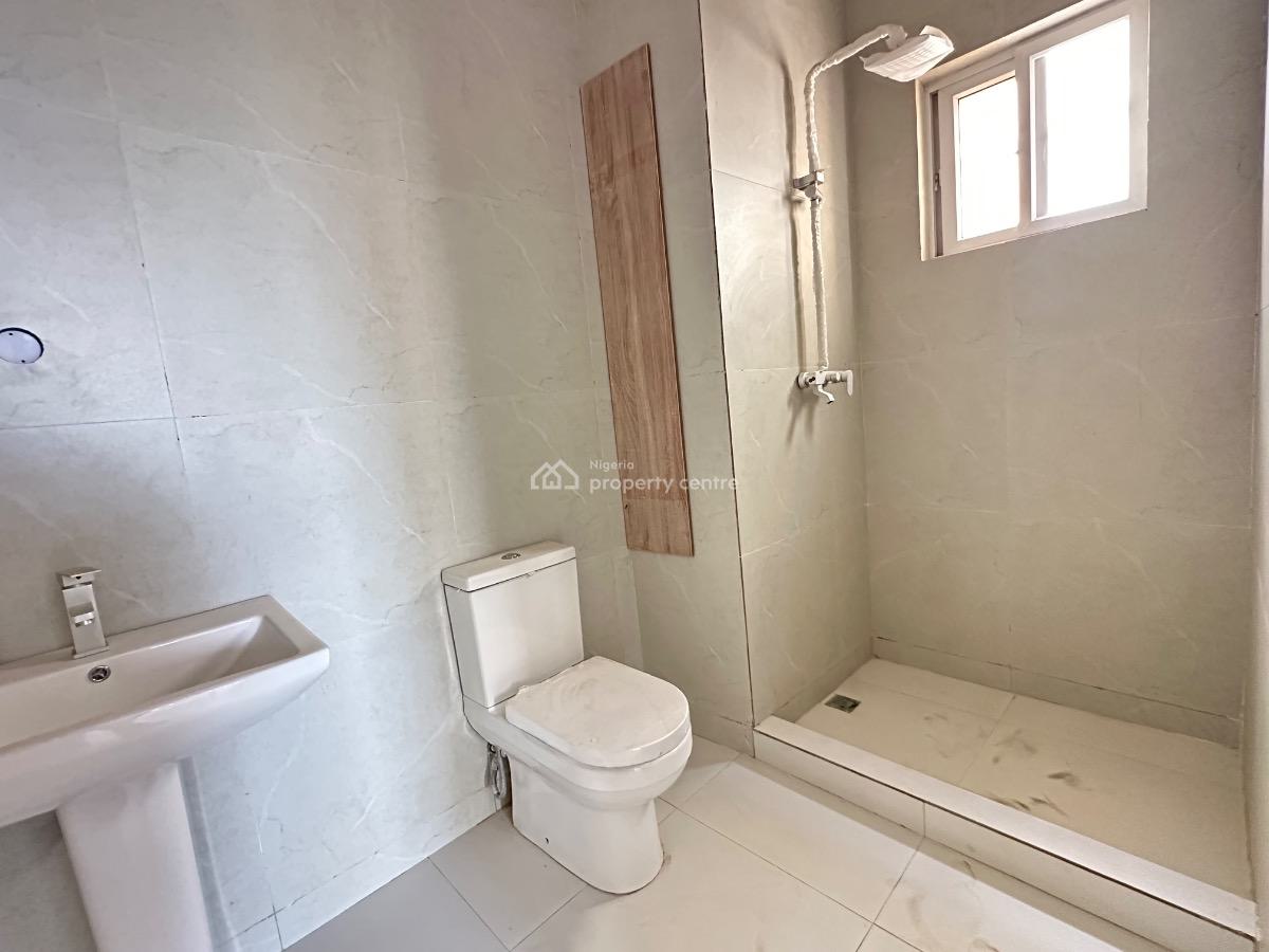 Cozy & Vibrant 3 Bedroom Apartment with an Elevator, Western Foreshore Estate, Osapa, Lekki, Lagos, Flat / Apartment for Sale