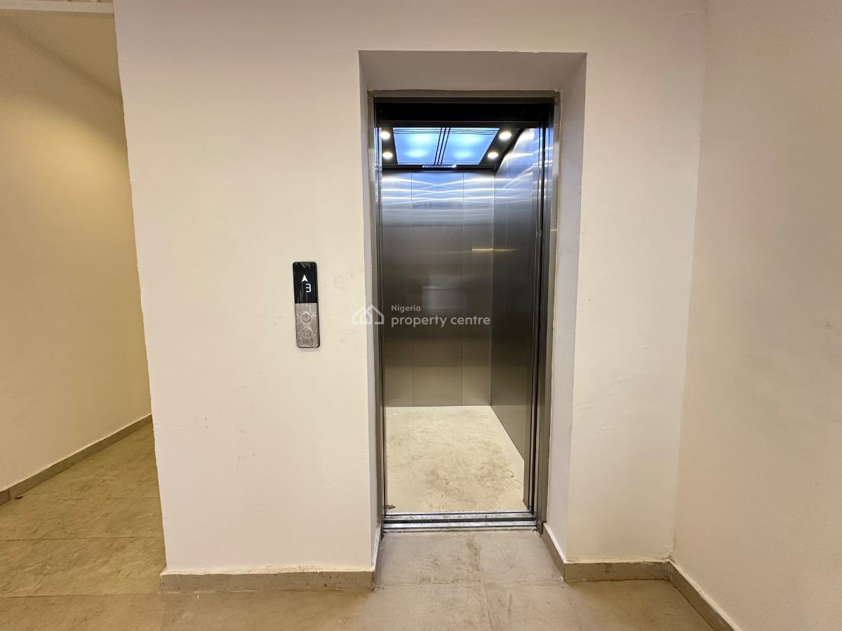 Cozy & Vibrant 3 Bedroom Apartment with an Elevator, Western Foreshore Estate, Osapa, Lekki, Lagos, Flat / Apartment for Sale