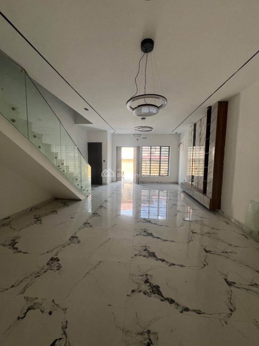 Lovely 4 Bedroom Terrace  with Amazing Facilities, Lekki Phase 1, Lekki, Lagos, Terraced Duplex for Sale
