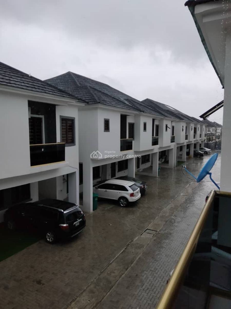 Serviced Room to Share Kitchen and Parlour, Victoria Bay 1,royal Pine Gate 1,orchid Road, Lekki, Lagos, Self Contain (single Rooms) for Rent