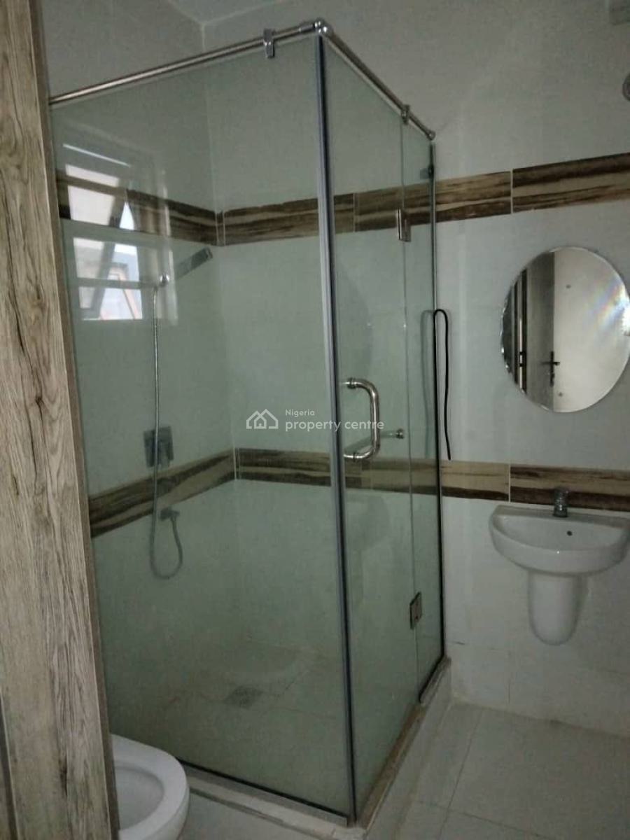 Serviced Room to Share Kitchen and Parlour, Victoria Bay 1,royal Pine Gate 1,orchid Road, Lekki, Lagos, Self Contain (single Rooms) for Rent