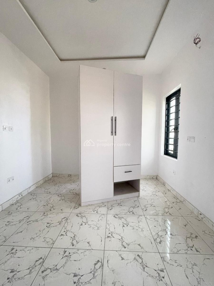 Own a Smart Luxury 3 Apartment, Mobile Road, Ilashe, Lagos, Flat / Apartment for Sale