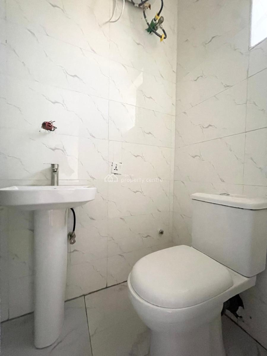 Own a Smart Luxury 3 Apartment, Mobile Road, Ilashe, Lagos, Flat / Apartment for Sale