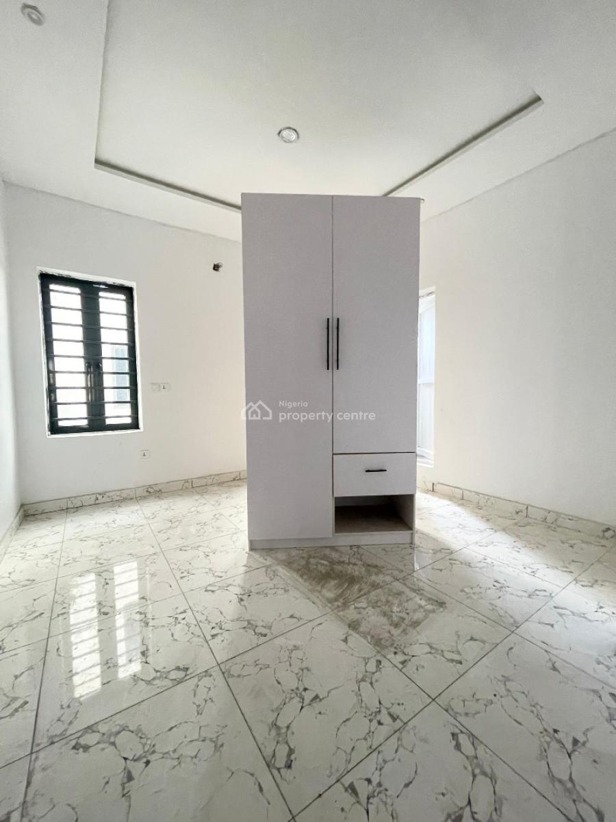 Own a Smart Luxury 3 Apartment, Mobile Road, Ilashe, Lagos, Flat / Apartment for Sale