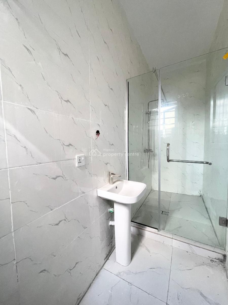 Own a Smart Luxury 3 Apartment, Mobile Road, Ilashe, Lagos, Flat / Apartment for Sale