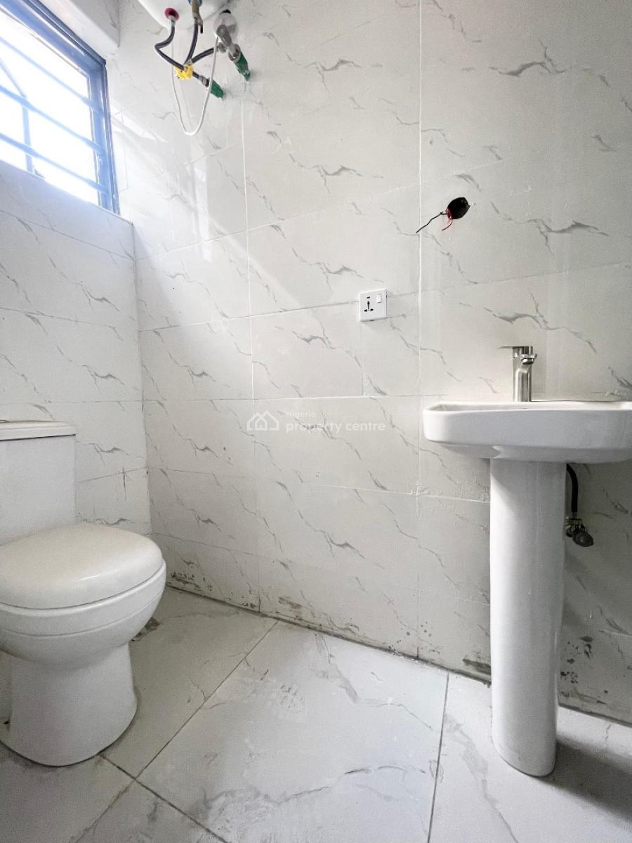 Own a Smart Luxury 3 Apartment, Mobile Road, Ilashe, Lagos, Flat / Apartment for Sale