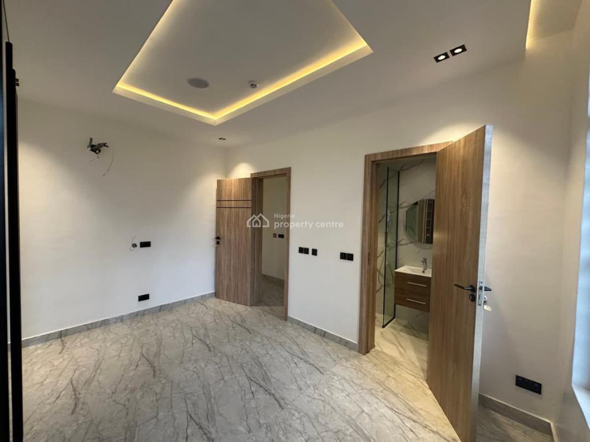 Fully Serviced 4 Bedroom Maisonette Terrace Duplex with Bq, Lekki Phase 1, Lekki, Lagos, Terraced Duplex for Sale