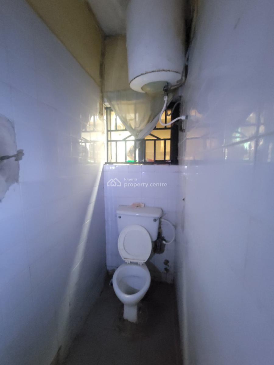 Sharp and Spacious 2 Bedroom Apartment, Westwood Estate, Badore, Ajah, Lagos, Flat / Apartment for Rent