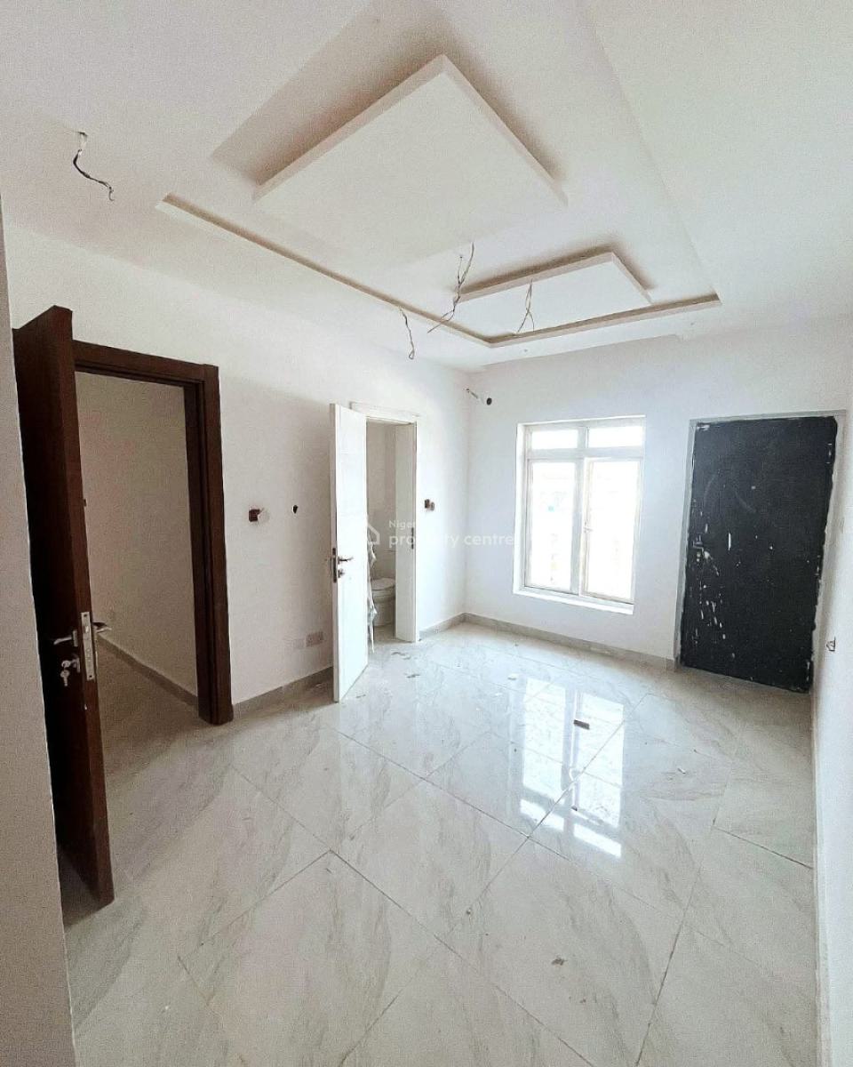 2 Bedroom Maisonette, Lekki Phase 1, Lekki, Lagos, Terraced Duplex for Sale
