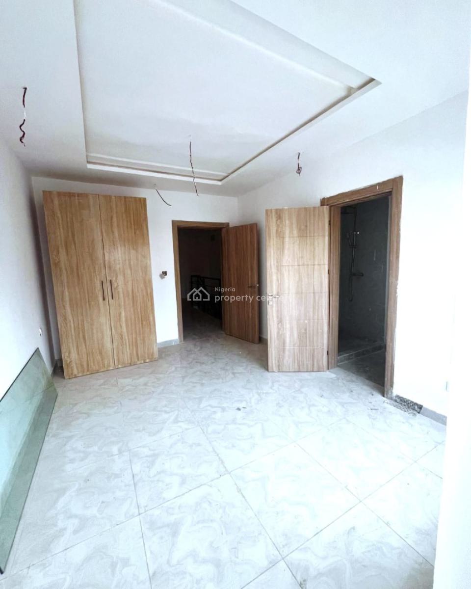 2 Bedroom Maisonette, Lekki Phase 1, Lekki, Lagos, Terraced Duplex for Sale