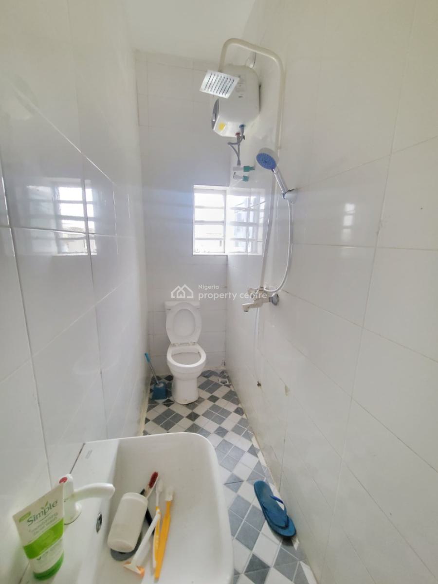 Standard and Spacious 2 Bedroom Apartment, Royal Palmwill Estate, Badore, Ajah, Lagos, Flat / Apartment for Rent