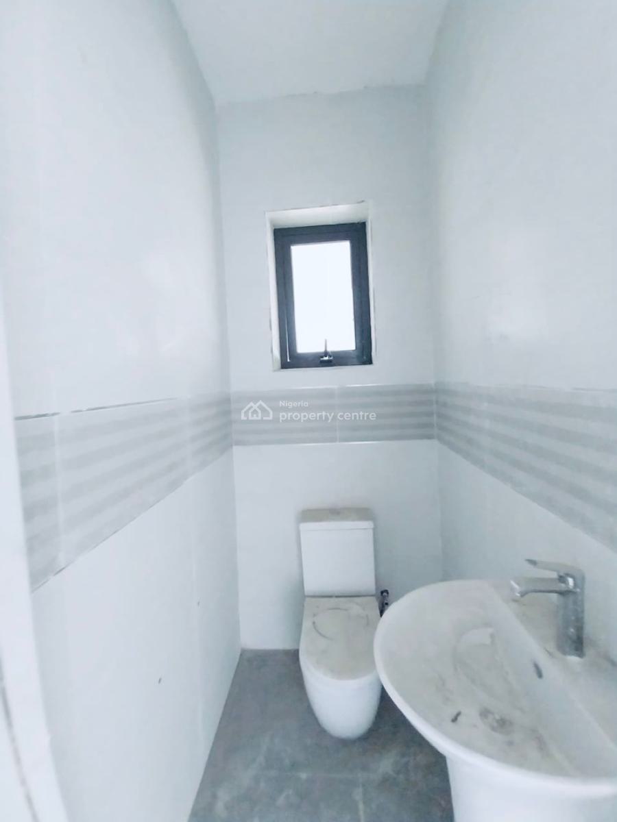 Luxury 4 Bedroom Terrace Duplex with Excellent Facility, Osapa, Lekki, Lagos, Terraced Duplex for Sale
