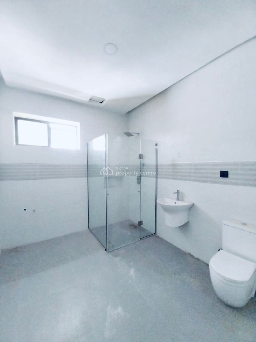 Luxury 4 Bedroom Terrace Duplex with Excellent Facility, Osapa, Lekki, Lagos, Terraced Duplex for Sale