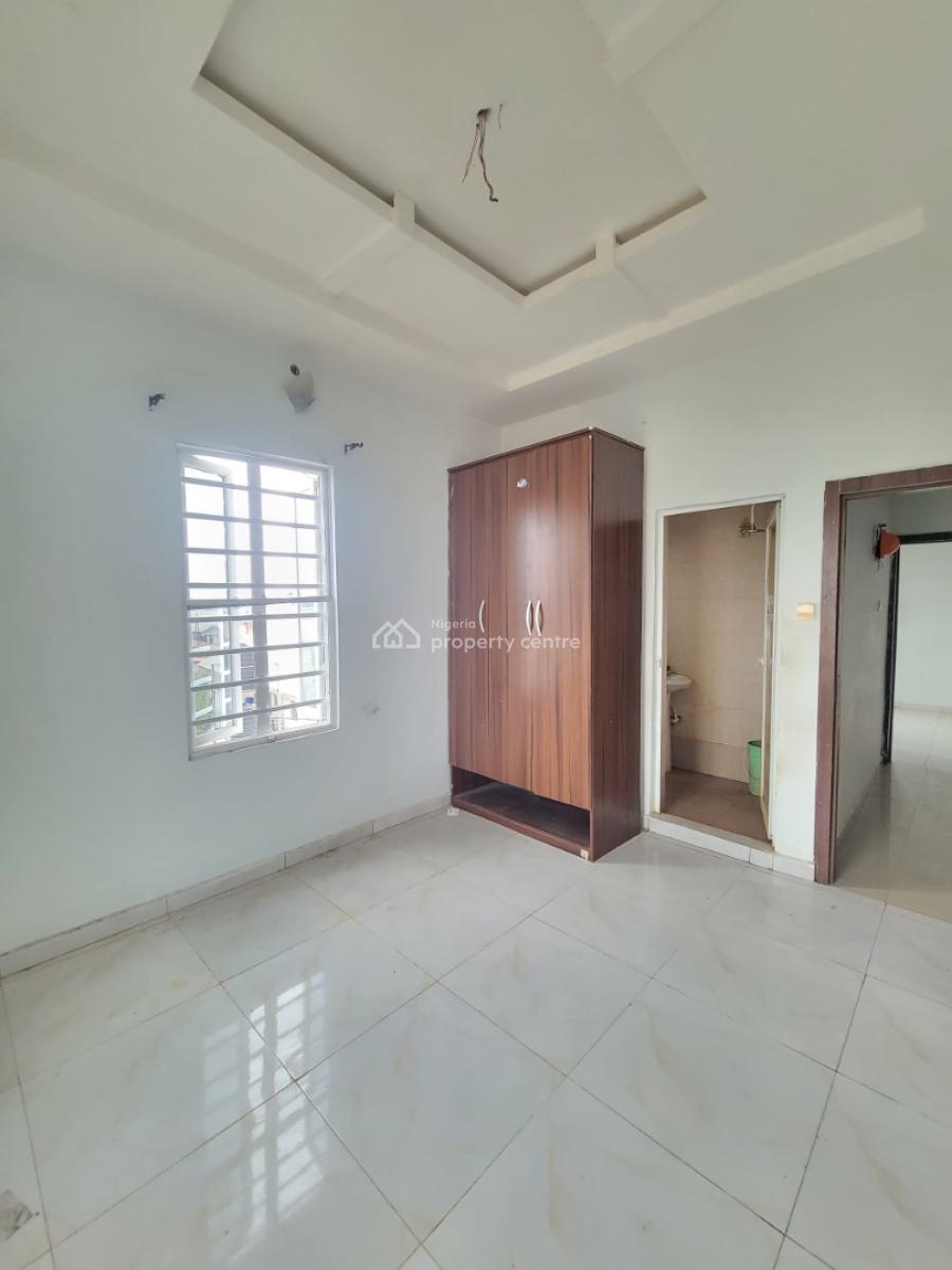 Beautiful and Spacious 2 Bedroom Apartment, Royal Palmwill Estate, Badore, Ajah, Lagos, Flat / Apartment for Rent