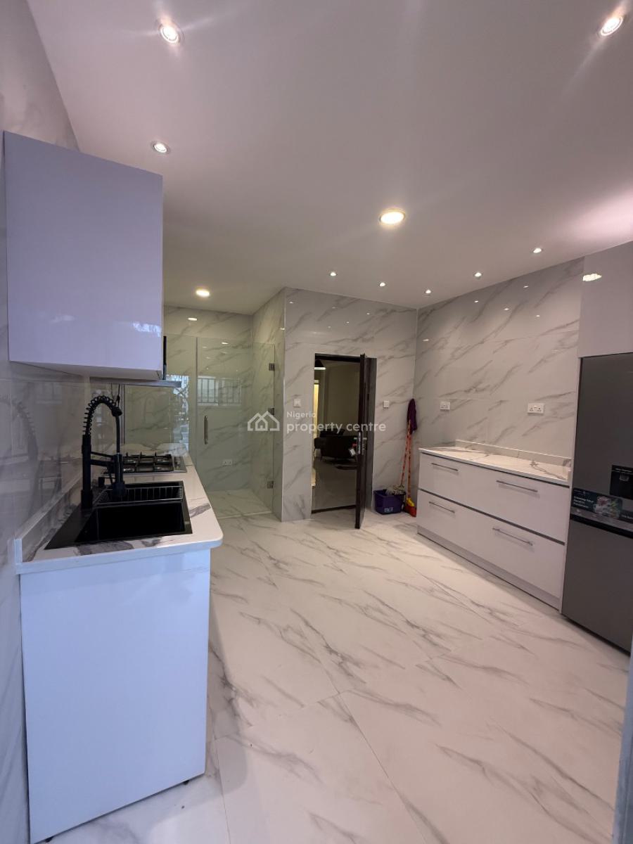 Furnished Or Unfurnished 3 Bedroom Waterfront Apartment with Bq, Victoria Island (vi), Lagos, Flat / Apartment for Rent