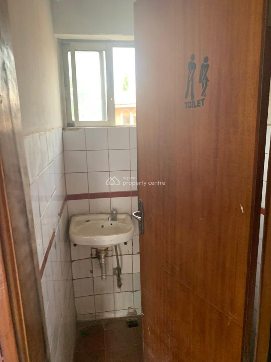 Shop/office Space, Aminu Kanu Crescent, Wuse 2, Abuja, Plaza / Complex / Mall for Rent