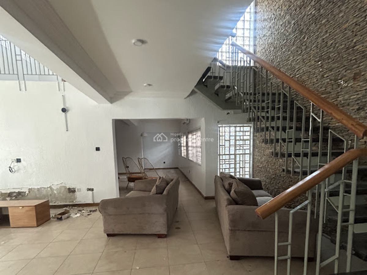 Spacious 4 Bedroom Semi Detached with Bq, Lekki Phase 1, Lekki, Lagos, Semi-detached Duplex for Rent