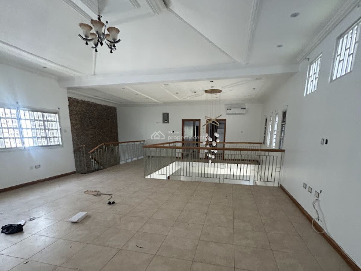 Spacious 4 Bedroom Semi Detached with Bq, Lekki Phase 1, Lekki, Lagos, Semi-detached Duplex for Rent