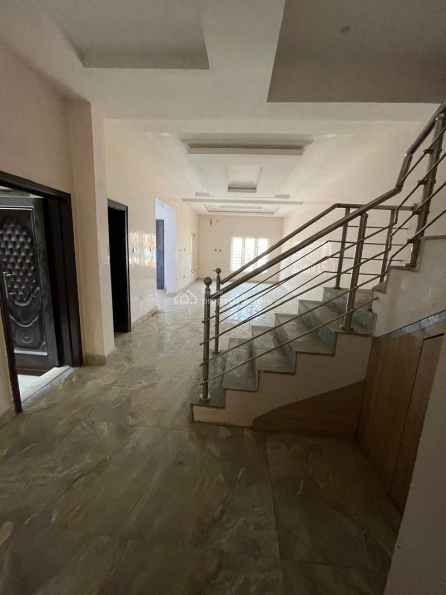 Luxury 4-bedroom Terrace Duplex, Guzape District, Abuja, Terraced Duplex for Sale