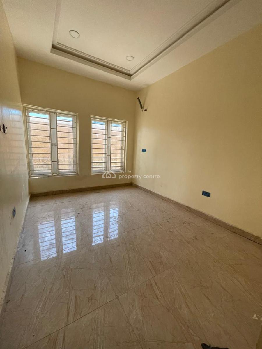 Luxury 4-bedroom Terrace Duplex, Guzape District, Abuja, Terraced Duplex for Sale