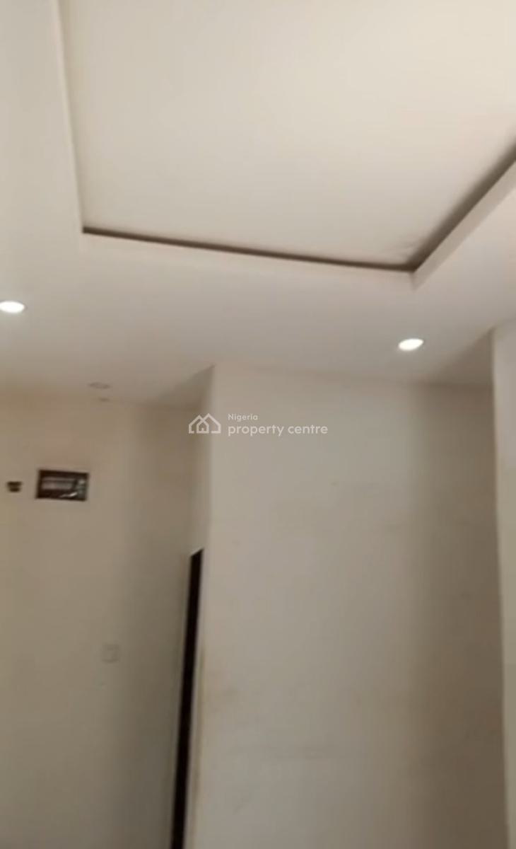 Suitable 1 Bedroom Flat, New Site Estate, Back of Amac Market, Lugbe District, Abuja, Mini Flat (room and Parlour) for Rent