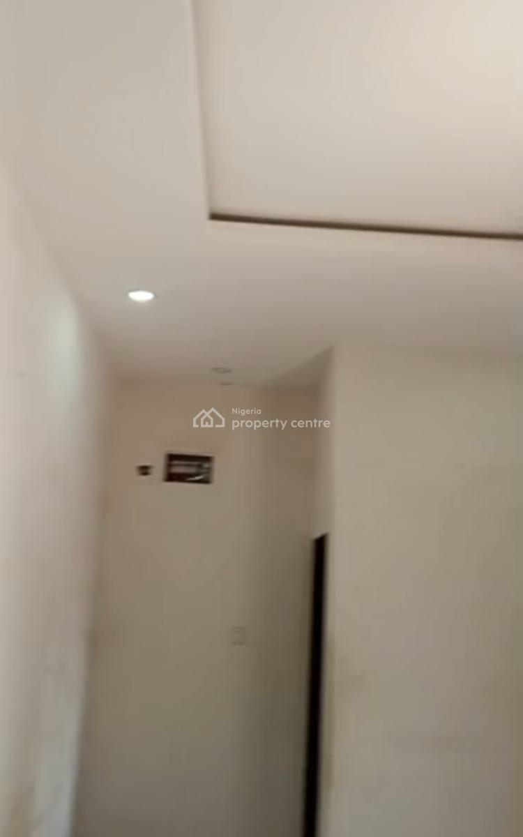 Suitable 1 Bedroom Flat, New Site Estate, Back of Amac Market, Lugbe District, Abuja, Mini Flat (room and Parlour) for Rent