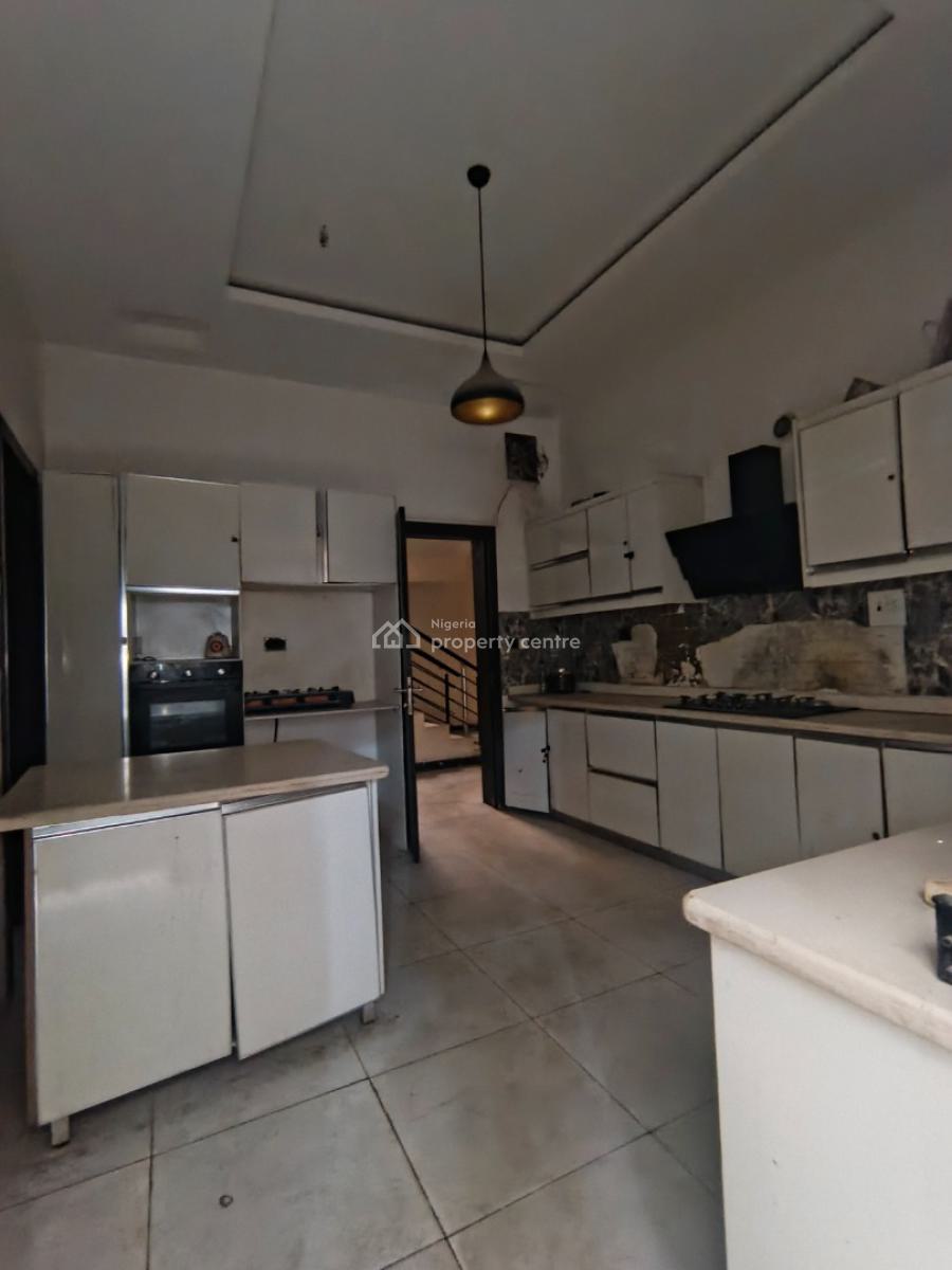 a Room Self Contain, Shoprite Road, Osapa, Lekki, Lagos, Self Contain (single Rooms) for Rent