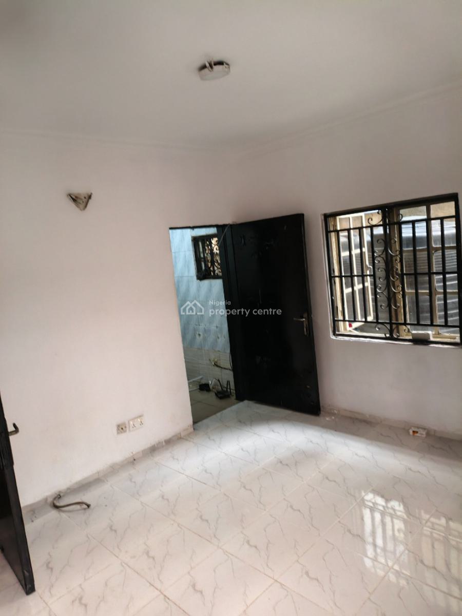 Spacious Room Self Contain in a Secure Estate, Bakare Estate, Lekki, Lagos, Self Contain (single Rooms) for Rent