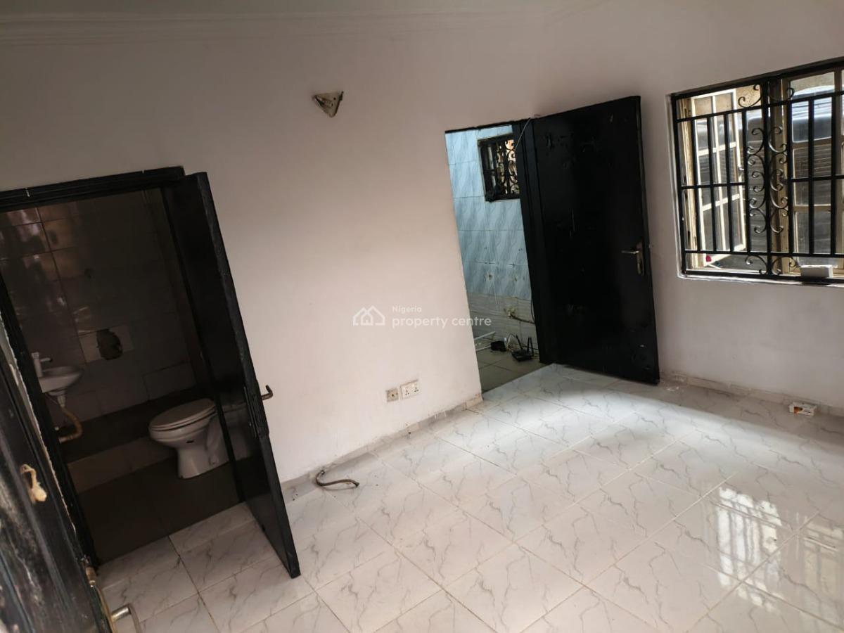 Spacious Room Self Contain in a Secured Estate, Bakare/ Bera Estate, Lekki, Lagos, Self Contain (single Rooms) for Rent