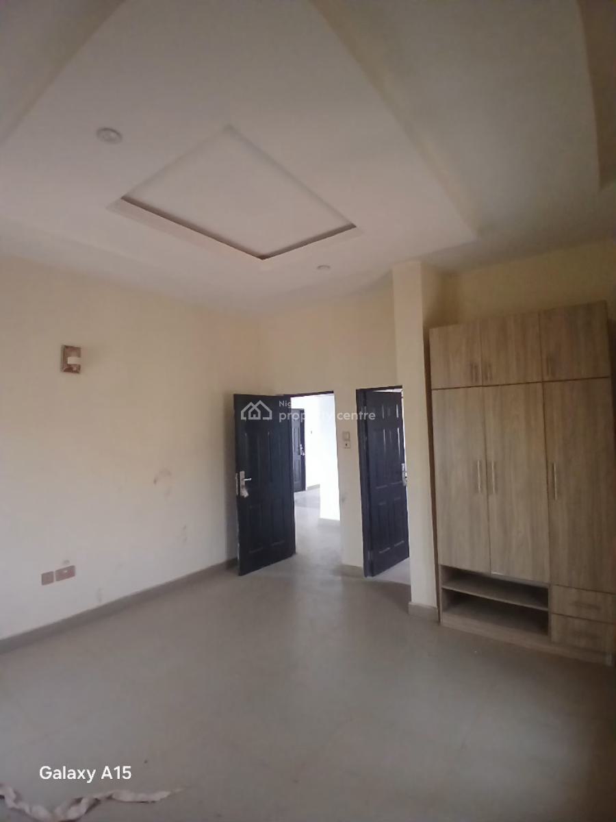 Well Built 2 Bedroom Flat, Durumi, Abuja, Flat / Apartment for Rent