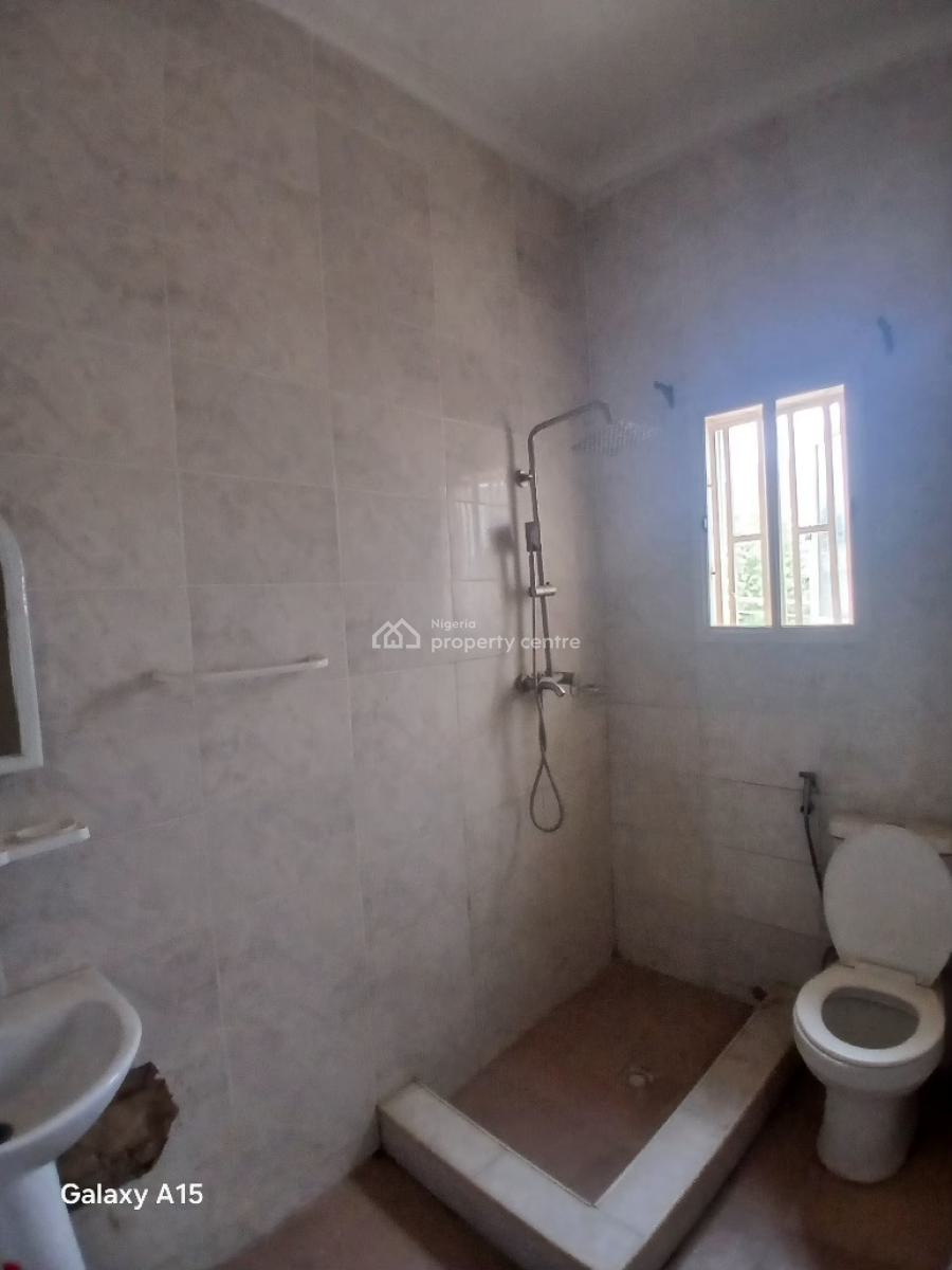 Well Built 2 Bedroom Flat, Durumi, Abuja, Flat / Apartment for Rent