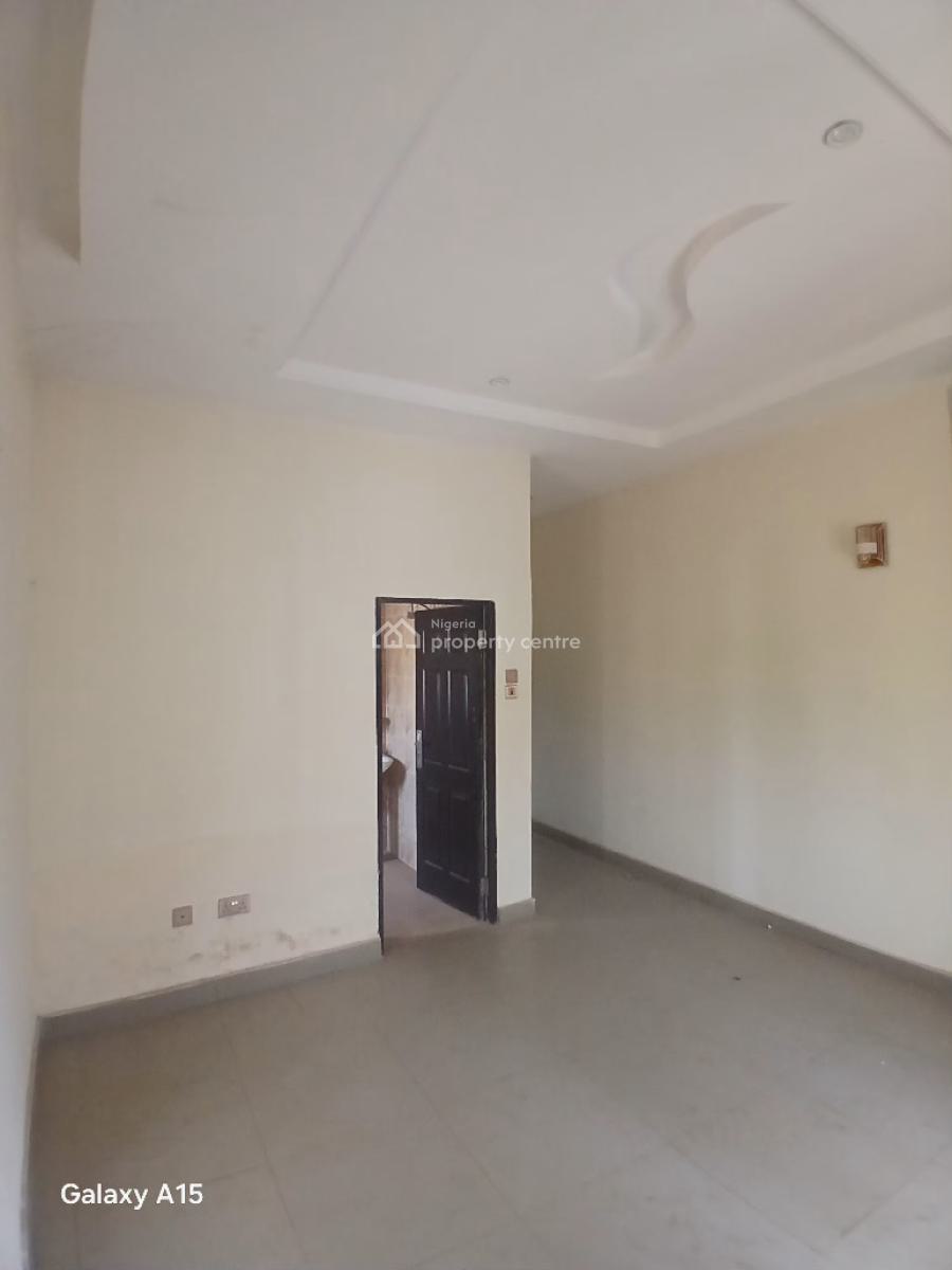 Well Built 2 Bedroom Flat, Durumi, Abuja, Flat / Apartment for Rent
