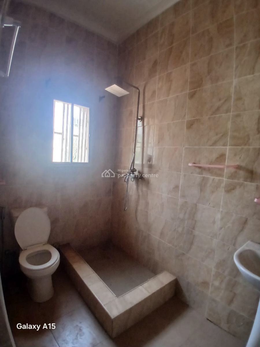 Well Built 2 Bedroom Flat, Durumi, Abuja, Flat / Apartment for Rent