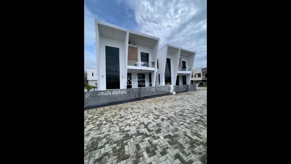 Well-crafted 5-bedroom Fully Detached Duplex with Ante Room, Pool & Bq, Chevron, Lekki, Lagos, Detached Duplex for Sale