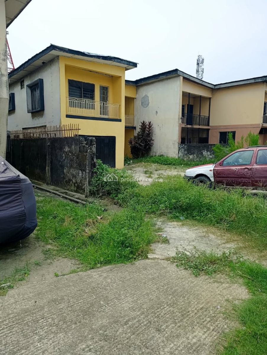 Distress 3 Bedroom Semi Duplex, D/line, Port Harcourt, Rivers, Semi-detached Duplex for Sale