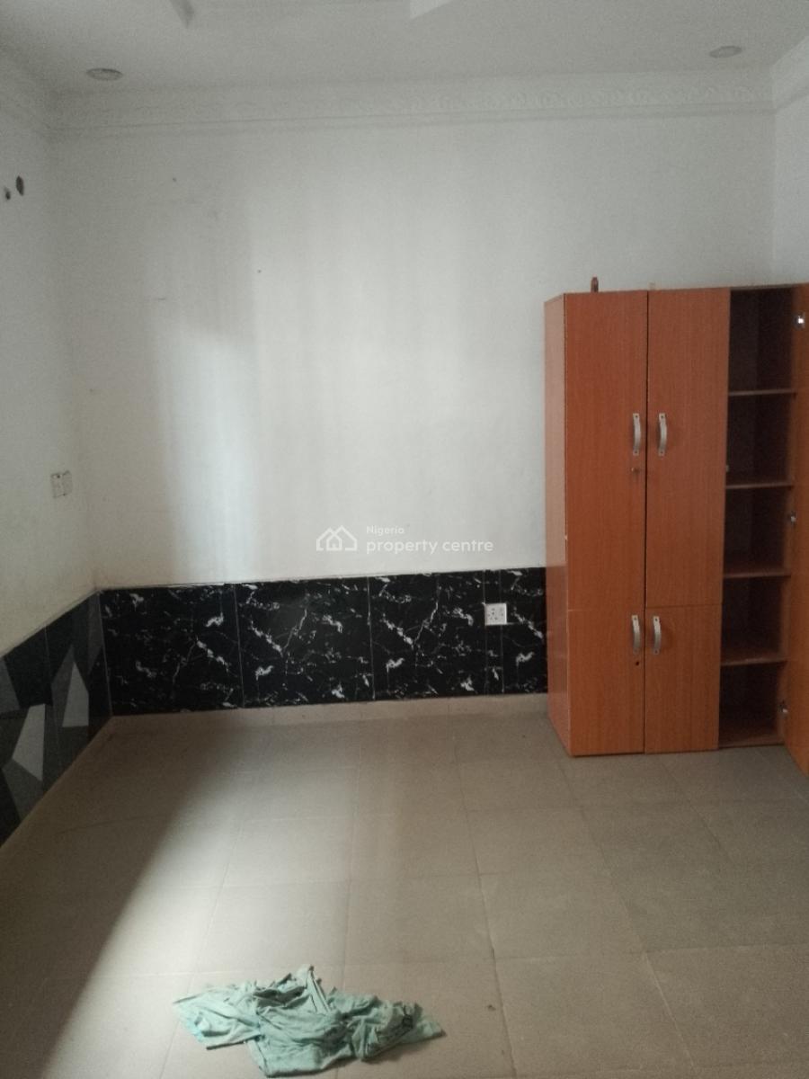 Mini Flat, Pineapple Estate Off Oreta Road, Igbogbo, Ikorodu, Lagos, Mini Flat (room and Parlour) for Rent