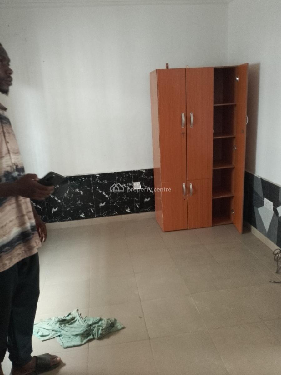 Mini Flat, Pineapple Estate Off Oreta Road, Igbogbo, Ikorodu, Lagos, Mini Flat (room and Parlour) for Rent