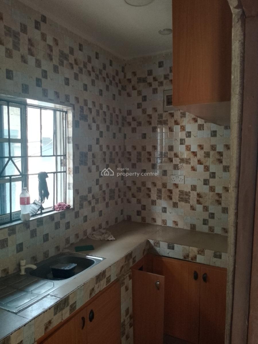 Mini Flat, Pineapple Estate Off Oreta Road, Igbogbo, Ikorodu, Lagos, Mini Flat (room and Parlour) for Rent