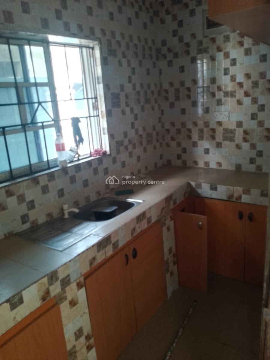 Mini Flat, Pineapple Estate Off Oreta Road, Igbogbo, Ikorodu, Lagos, Mini Flat (room and Parlour) for Rent