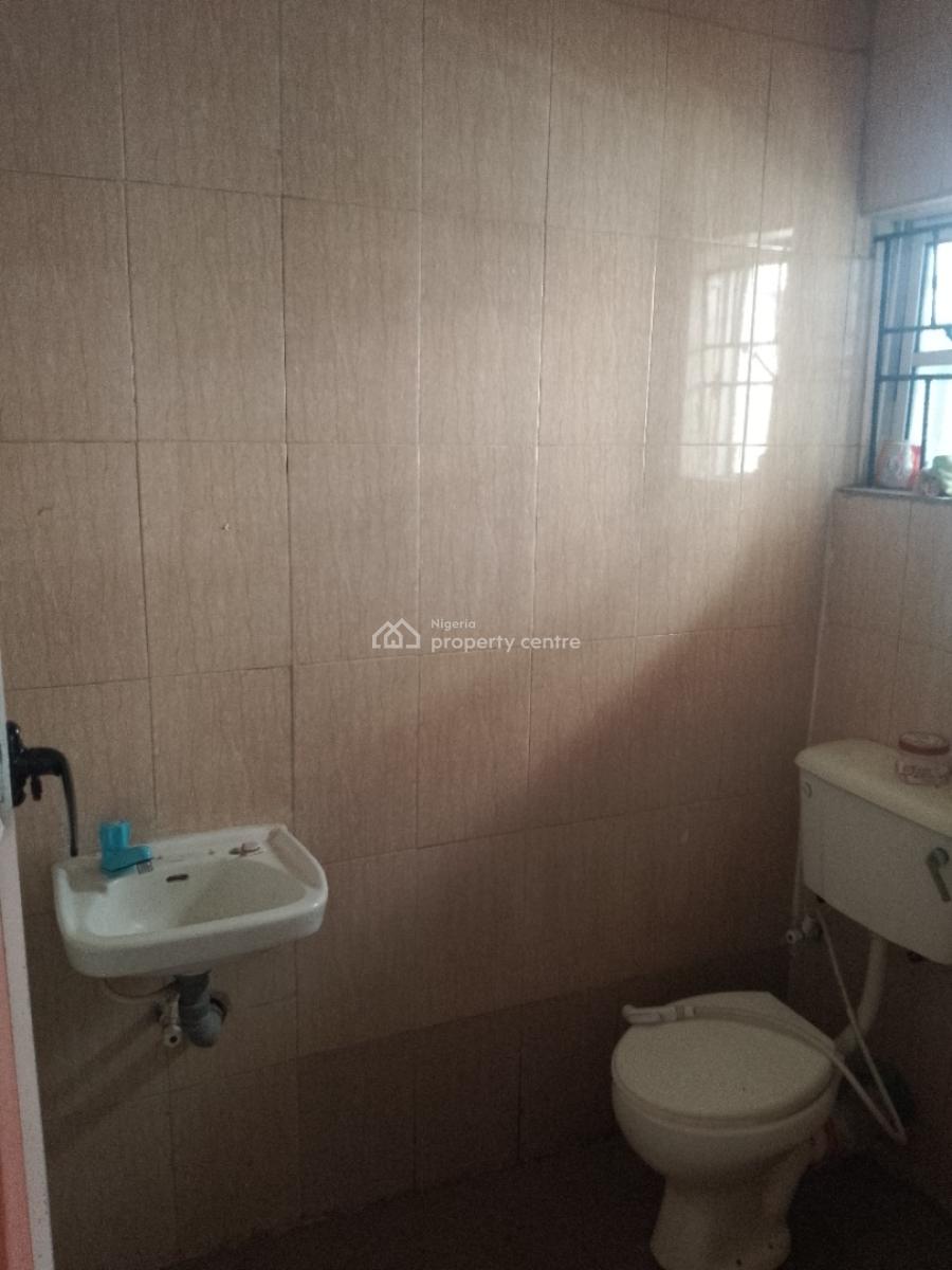Mini Flat, Pineapple Estate Off Oreta Road, Igbogbo, Ikorodu, Lagos, Mini Flat (room and Parlour) for Rent