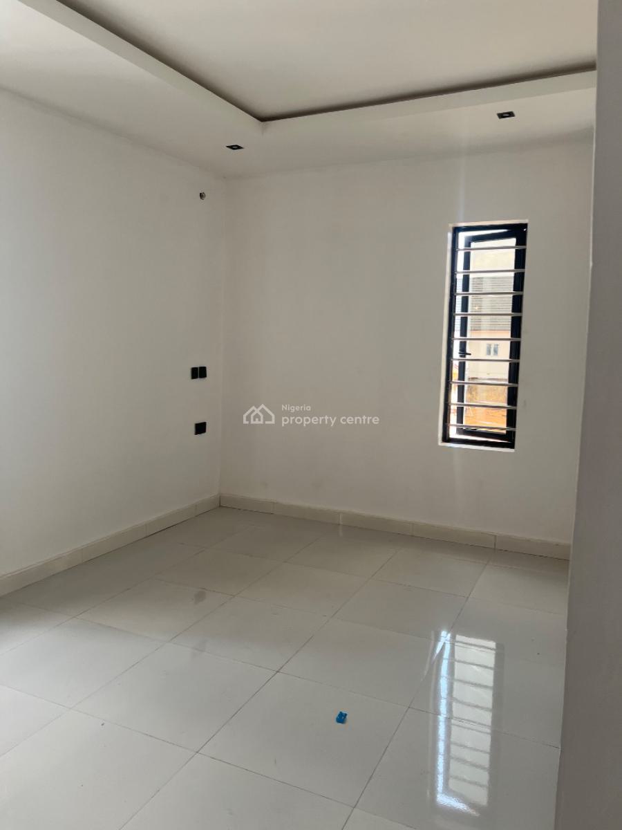 3 Bedroom Semi-detached, Behind Roban Stores Interbua, Asaba, Delta, Semi-detached Duplex for Sale