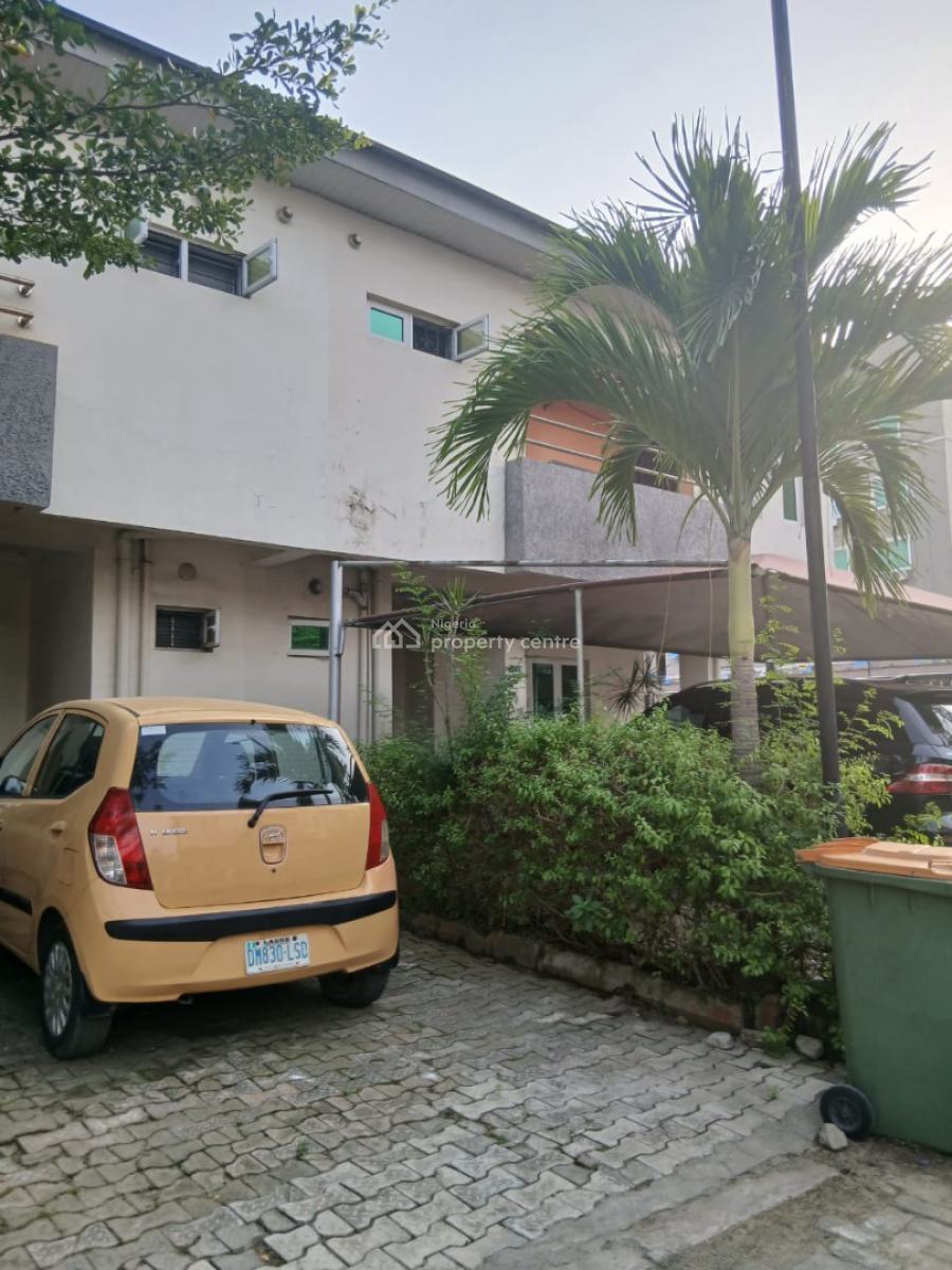 Neat Duplex with Bq and Demarcated Personal Space in Lovely Estate, Ikate, Lekki, Lagos, Terraced Duplex for Sale