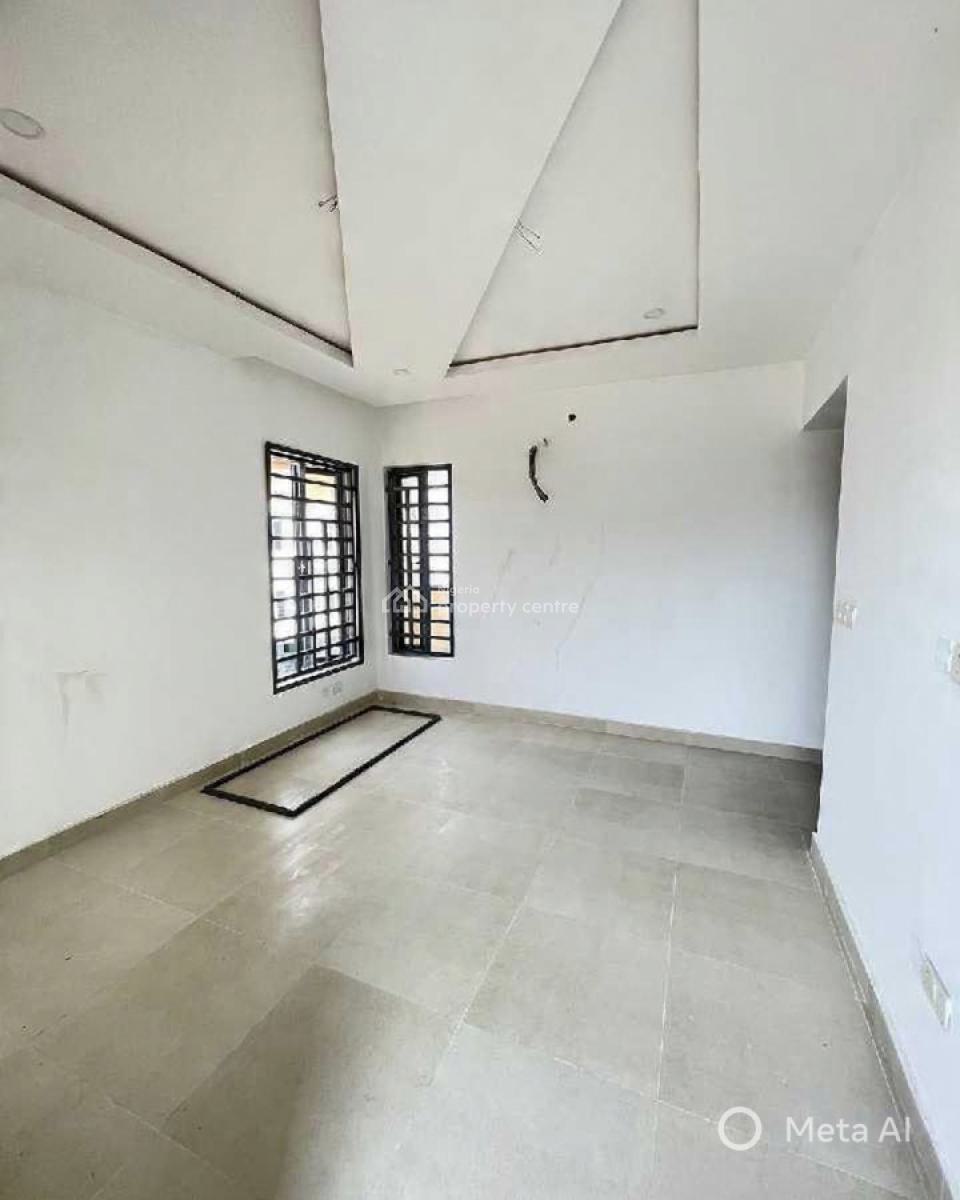 4 Bedroom Apartment, Lekki Phase 1, Lekki, Lagos, Block of Flats for Sale