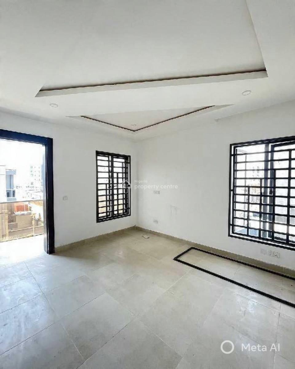 4 Bedroom Apartment, Lekki Phase 1, Lekki, Lagos, Block of Flats for Sale