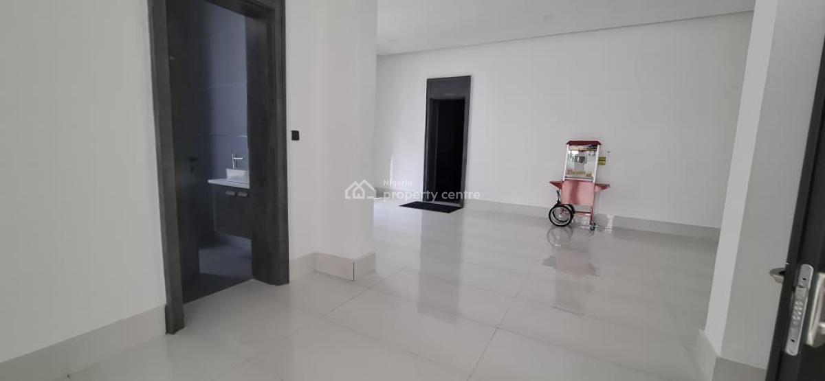 Luxury 6-bedroom Smart Home (standalone Mansion), Guzape District, Abuja, Detached Duplex for Rent