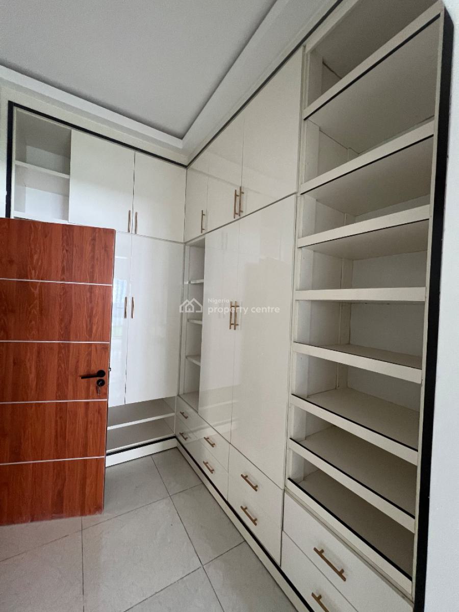 4bedroom Duplex Gra Police Station, High Court Area, Behind Gra Police Staiin, Asaba, Delta, Semi-detached Duplex for Sale